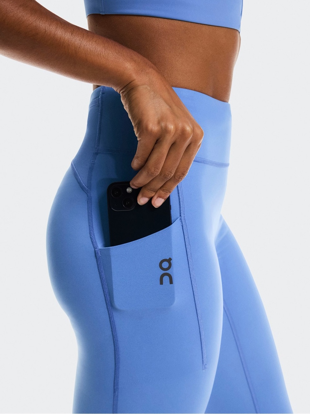 On Performance Tights 7/8 Women's Size Medium - Picture 8 of 13